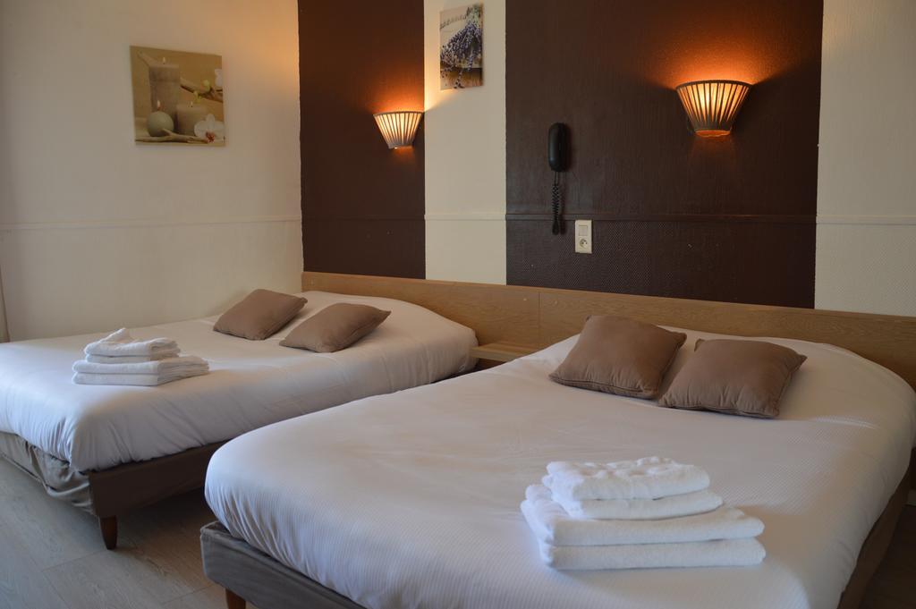 Hotel De La Colombiere ชาลง-ซูร์-ซอน ภายนอก รูปภาพ