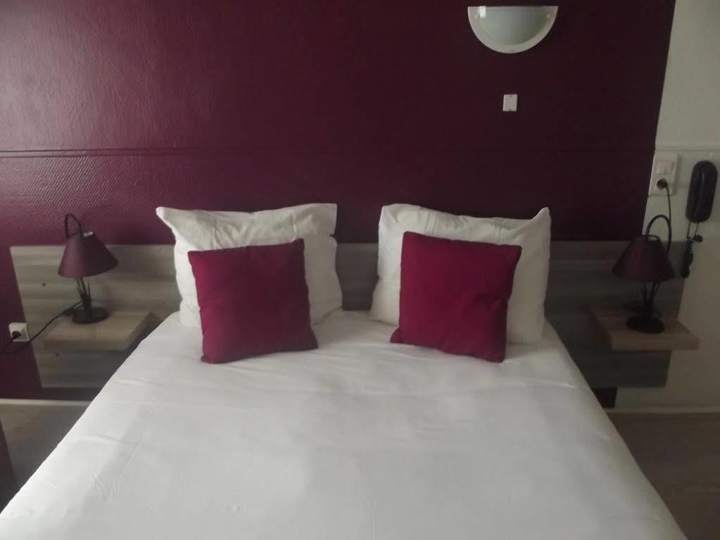 Hotel De La Colombiere ชาลง-ซูร์-ซอน ภายนอก รูปภาพ