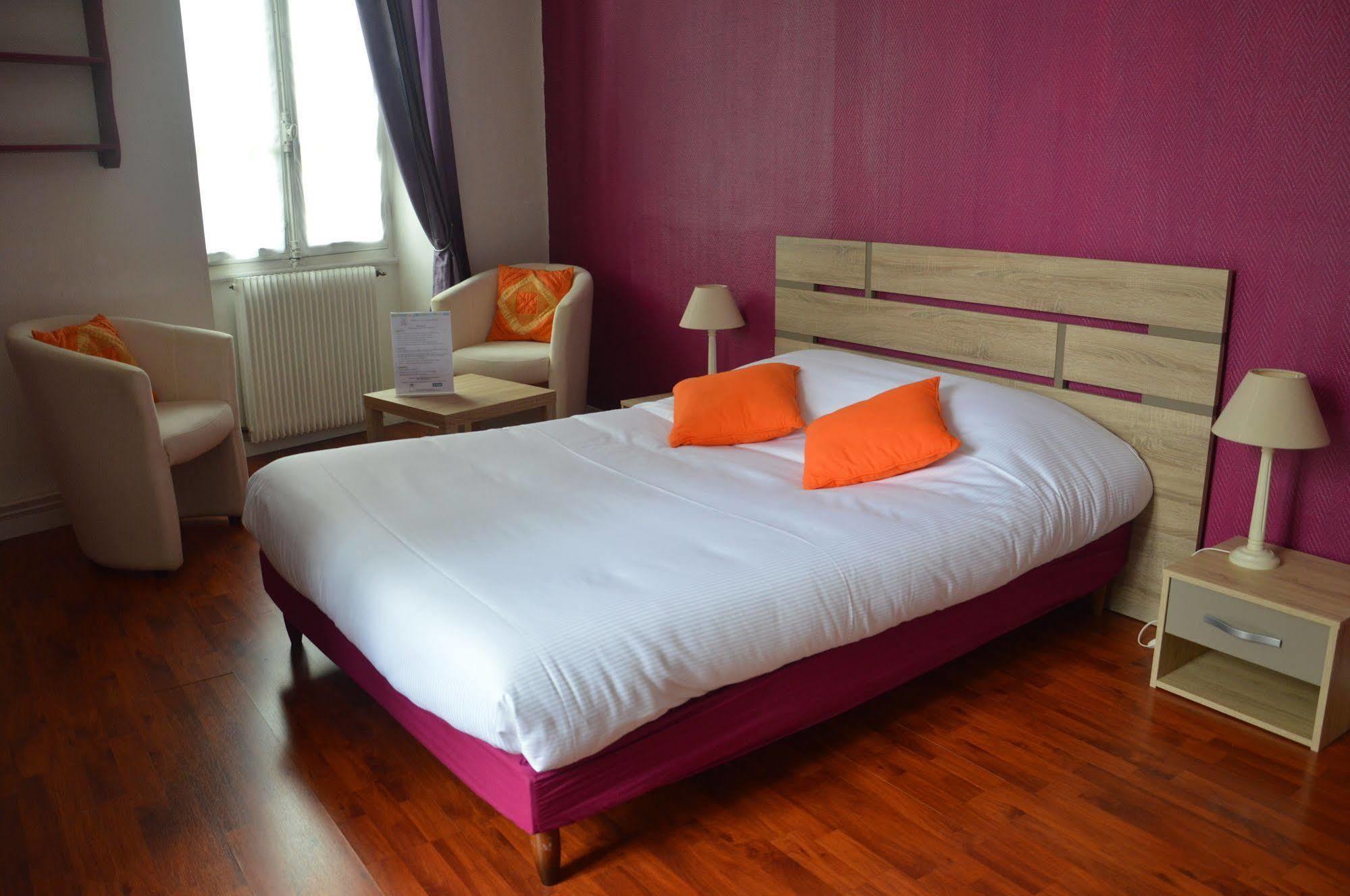 Hotel De La Colombiere ชาลง-ซูร์-ซอน ภายนอก รูปภาพ