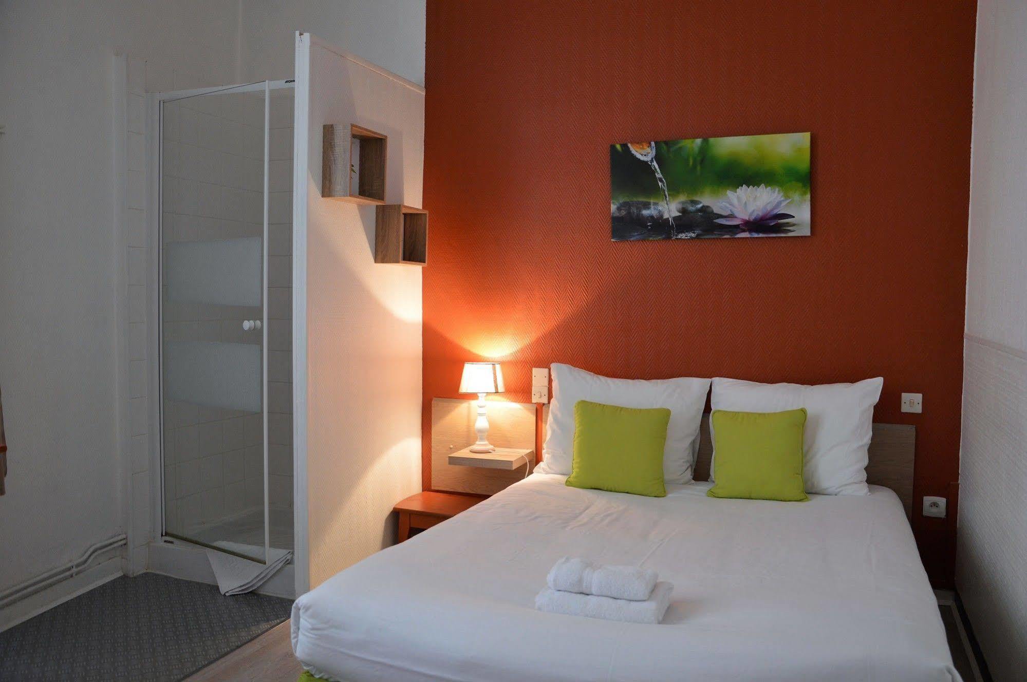Hotel De La Colombiere ชาลง-ซูร์-ซอน ภายนอก รูปภาพ